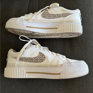 Nike Court Legacy Lift x Nike United